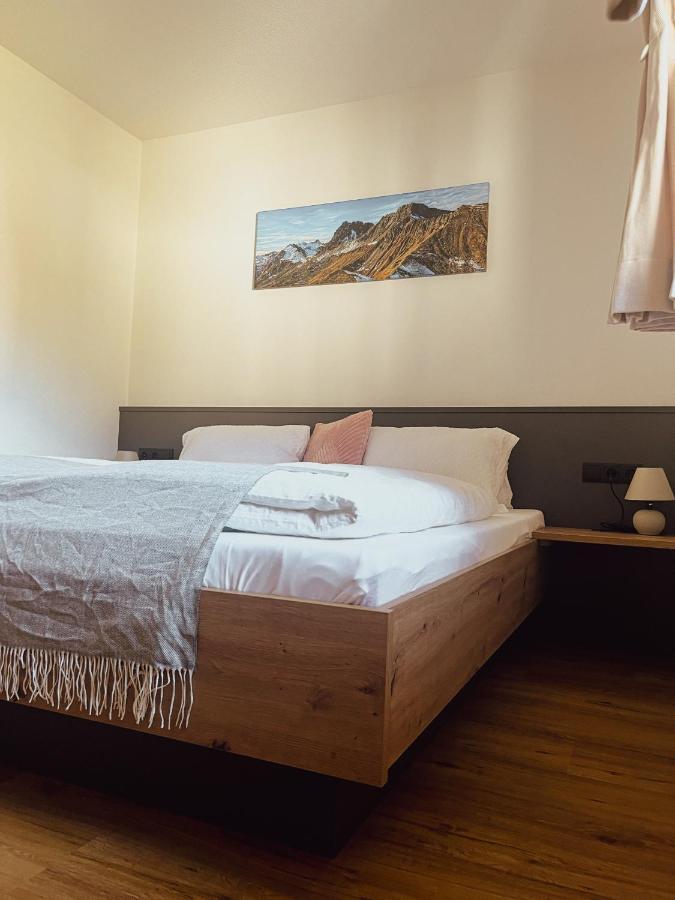 Apartment Goldene Mitte Aschau Im Zillertal Exterior photo